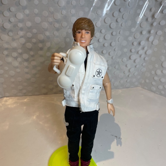 Justin Bieber 🇨🇦Singing Doll Limited Edition Collectible Rare 2010 - Picture 15 of 15
